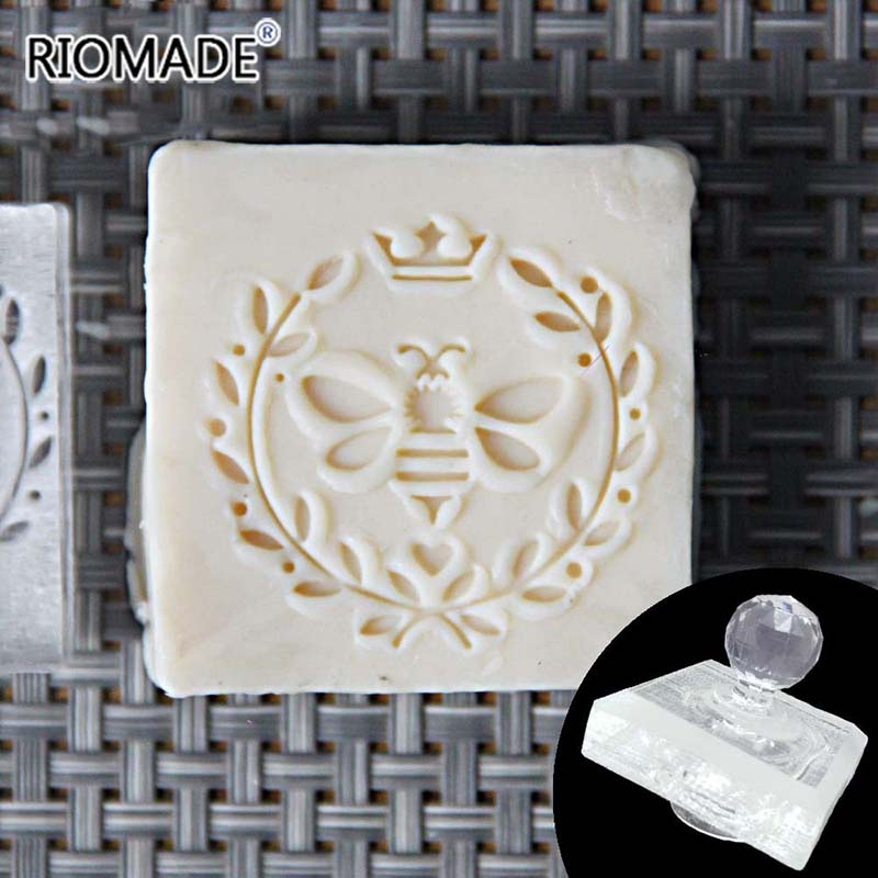 Soap Making Queen - Queen สบู่แฮนด์เมดน้ำผึ้งแสตมป์ผึ้งรูปแบบ DIY ธรรมชาติสบู่แสตมป์เครื่องมือสบู่ Chapter ของขวัญที่กำหนดเอง