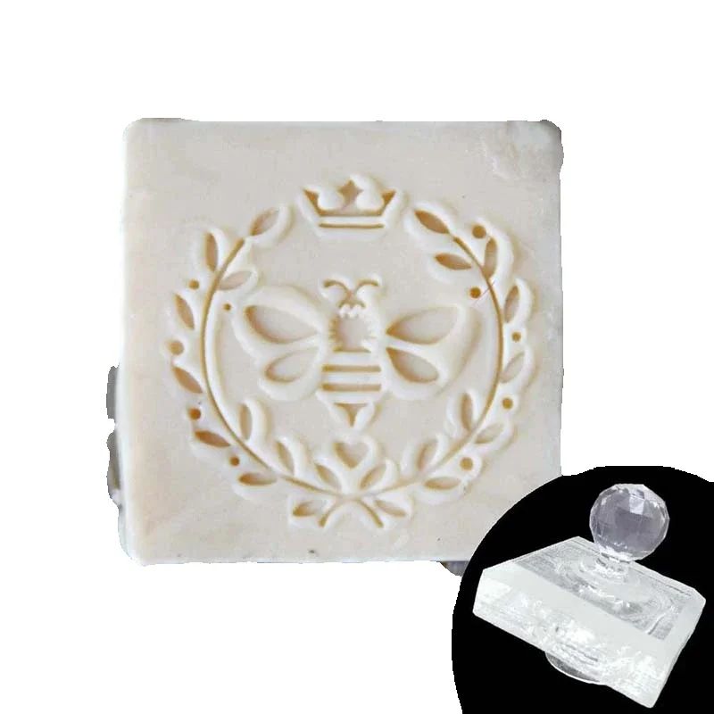 Queen สบู่แฮนด์เมดน้ำผึ้งแสตมป - Soap Making Queen บทวิจารณ์และราคา