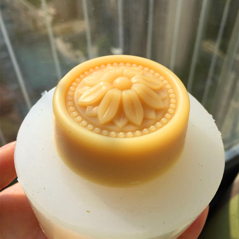 รอบคลาสสิกสบู่แม่พิมพ์ DIY Han - Soap Making Process บทวิจารณ์และราคา